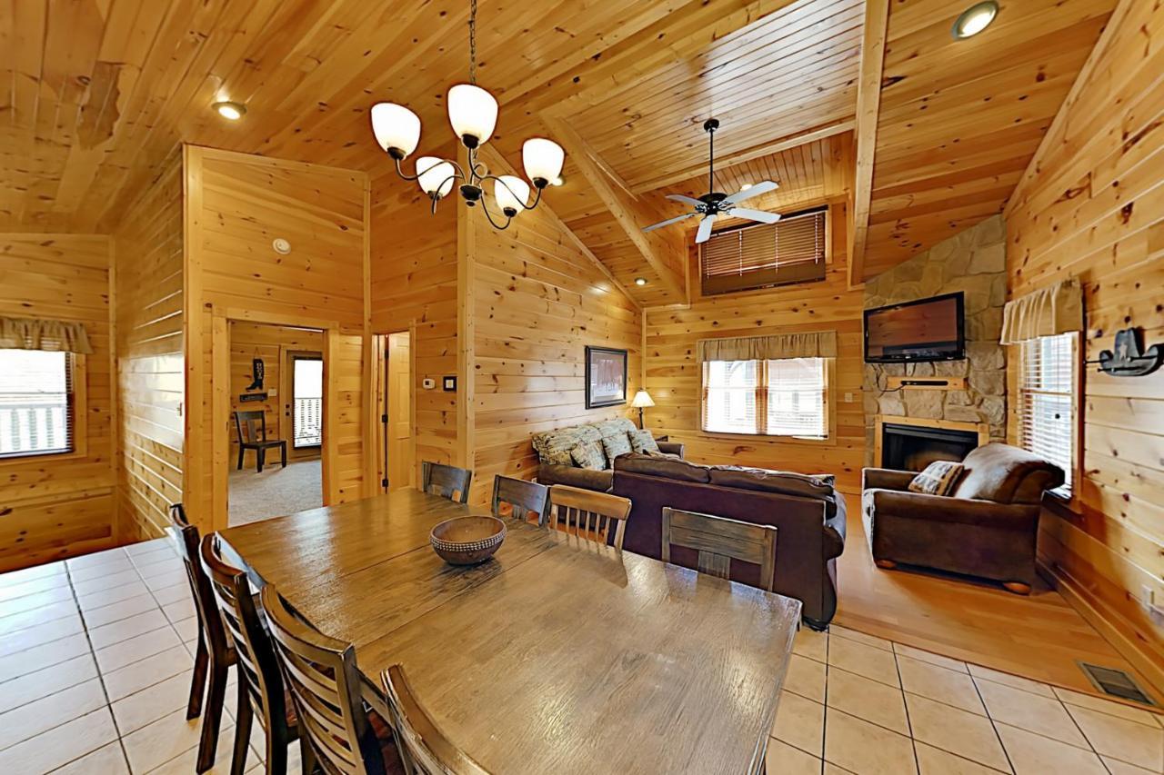 Вилла Gatlinburg Falls Cabin Unit 812 Экстерьер фото