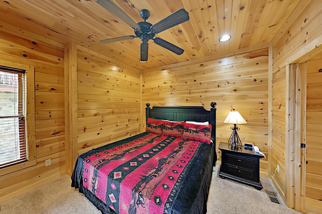 Вилла Gatlinburg Falls Cabin Unit 812 Экстерьер фото