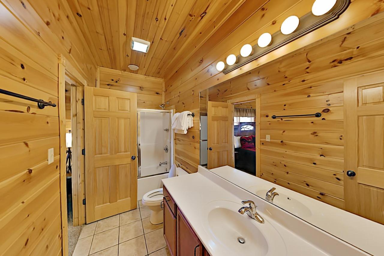 Вилла Gatlinburg Falls Cabin Unit 812 Экстерьер фото