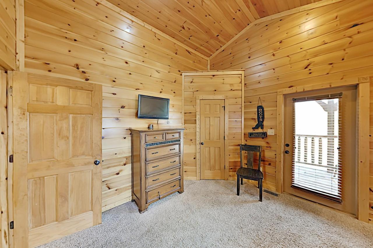 Вилла Gatlinburg Falls Cabin Unit 812 Экстерьер фото
