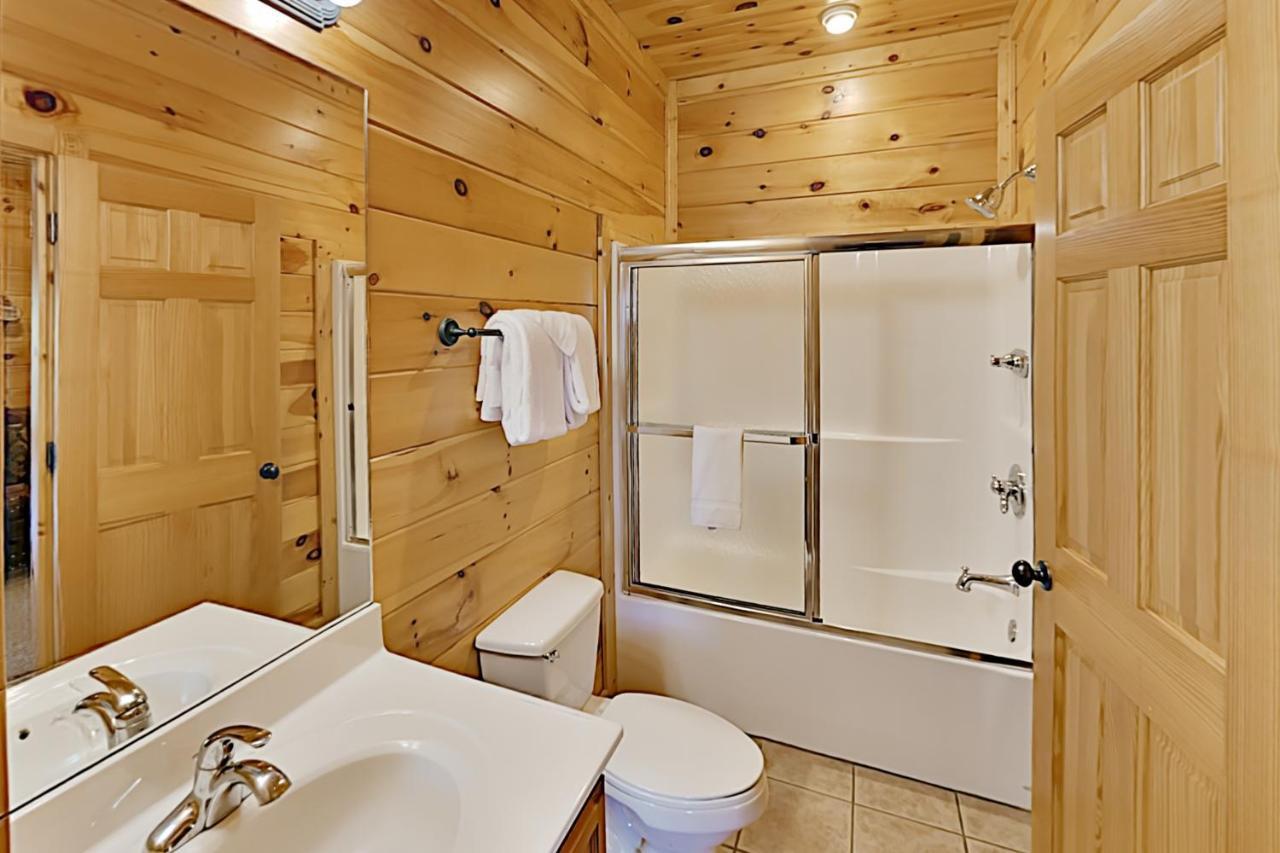 Вилла Gatlinburg Falls Cabin Unit 812 Экстерьер фото